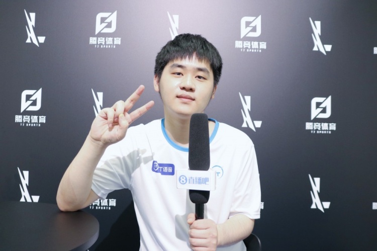 他已经成为 他已经成为