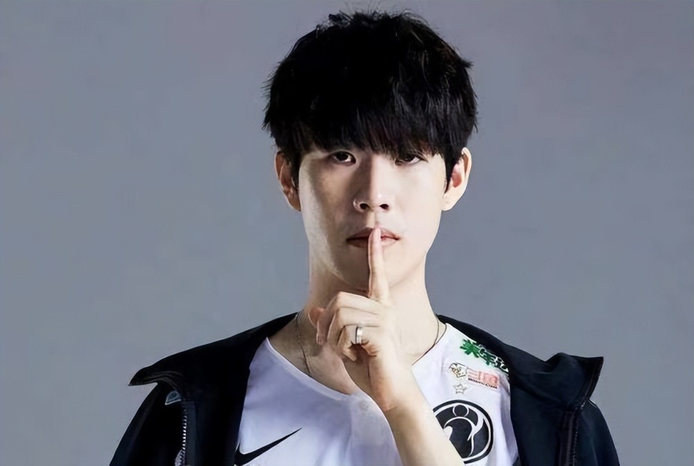 选出历史上 选出历史上